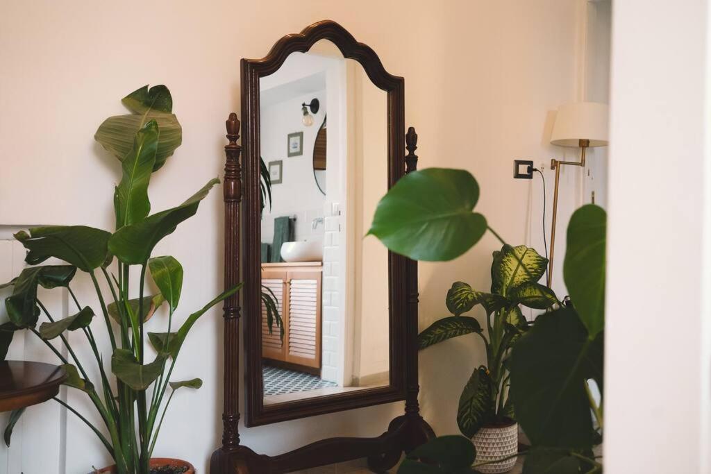 Vaticano/Trastevere Floreal Suite Rome Exterior photo